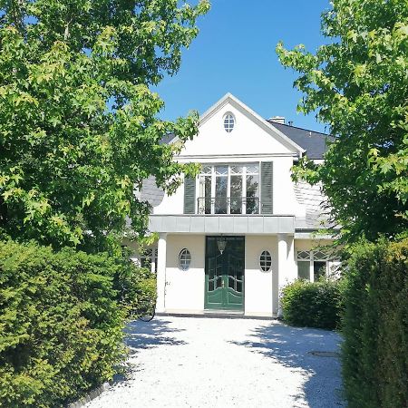 Doppelzimmer Gartenblick Villa Julian アウリッヒ エクステリア 写真